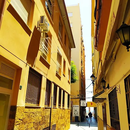 Апартаменты Ped - 1 Dorm - Reformado - 50 Metros Playa Y Centro - Wifi Фуэнхирола